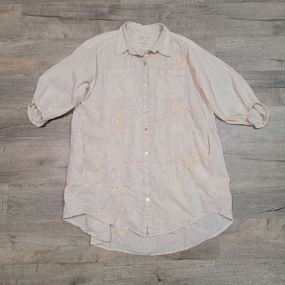 Kyla Seo Tops - Kyla Seo Anthropologie Embroidered Cotton Gauze Button Up Shirt Pockets Small